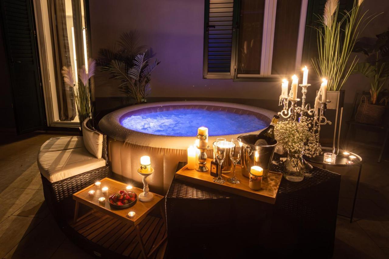 Oasis Luxury Apartment With Terrarce And Jacuzzi Split Exterior photo